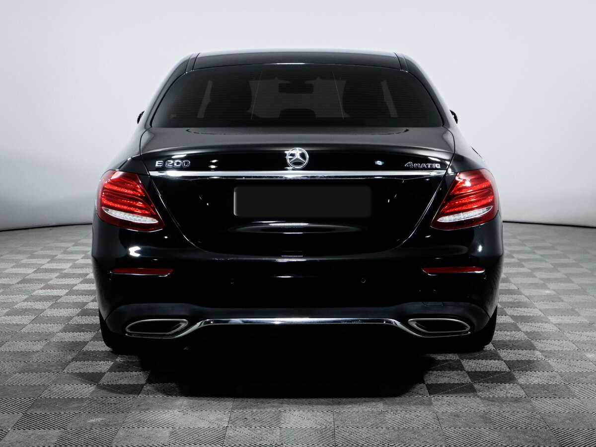 Б/У Мерседес-Бенц Е-Класс 2017 года. Фото: #5