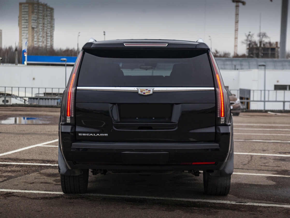 Cadillac Escalade 2018 года с пробегом. Фото: #5