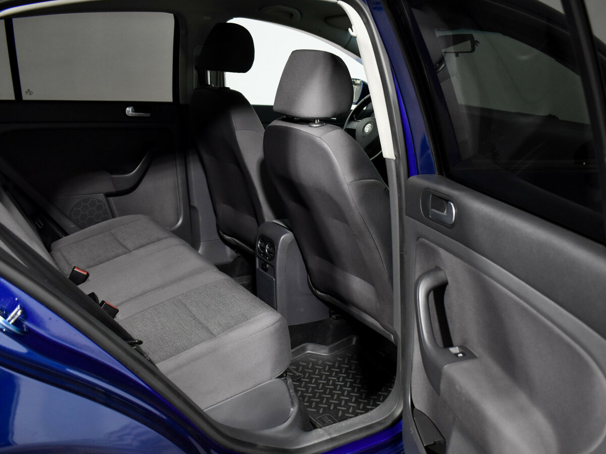 Volkswagen Golf Plus 2008 года с пробегом. Фото: #11