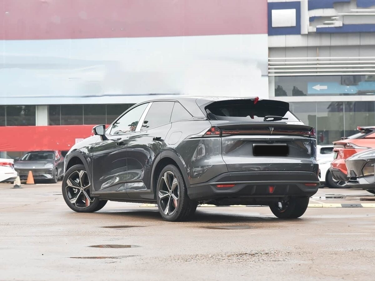 Changan Deepal S07 (S7) 2025 года с пробегом. Фото: #4