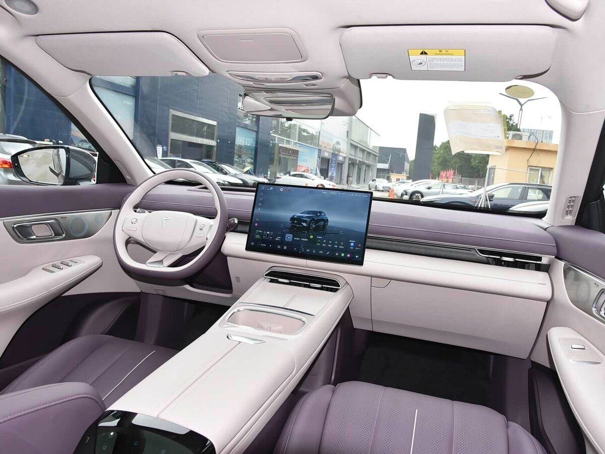 Changan Deepal S07 (S7) 2025 года с пробегом. Фото: #17