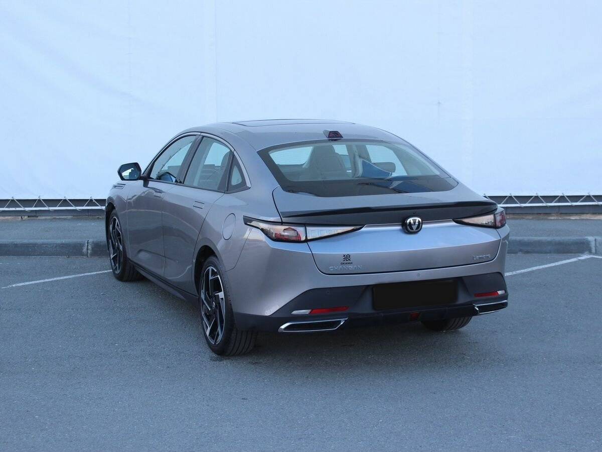 Changan Lamore 2023 года с пробегом. Фото: #6
