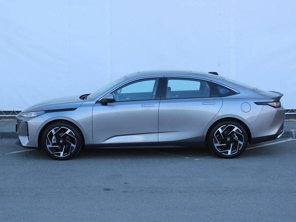 Changan Lamore 2023 года с пробегом. Фото: #7