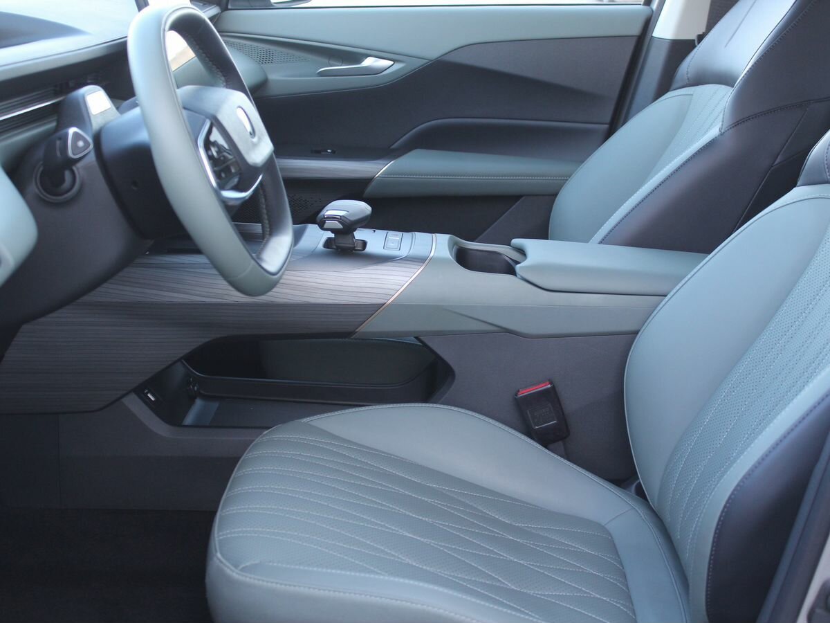 Changan Lamore 2023 года с пробегом. Фото: #9