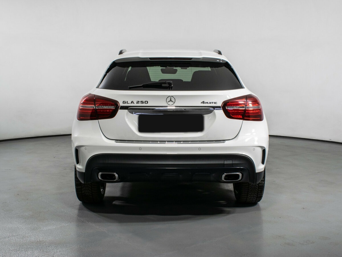 Б/У Мерседес-Бенц ГЛА 2018 года. Фото: #5