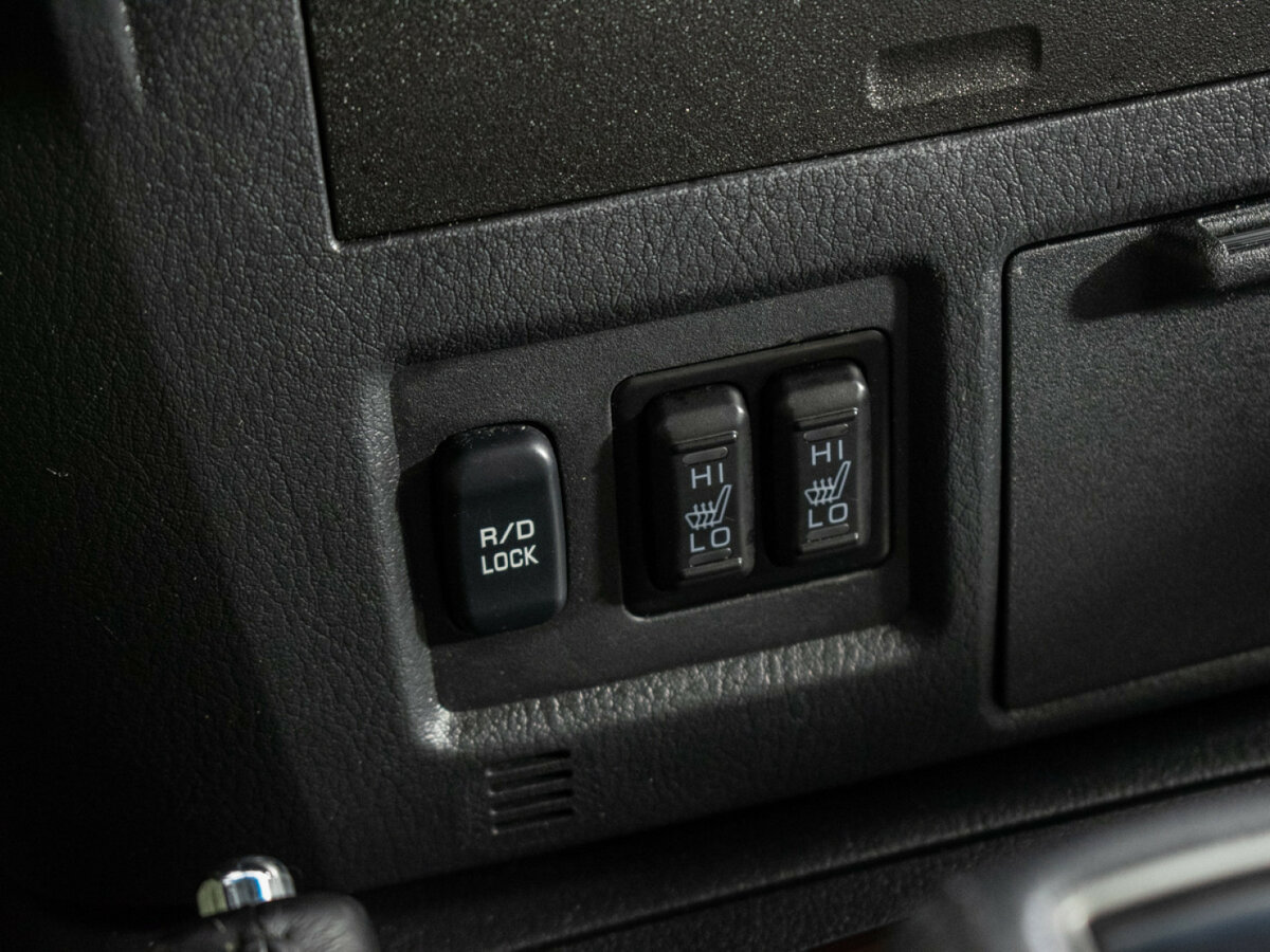 Mitsubishi Pajero 2020 года с пробегом. Фото: #14