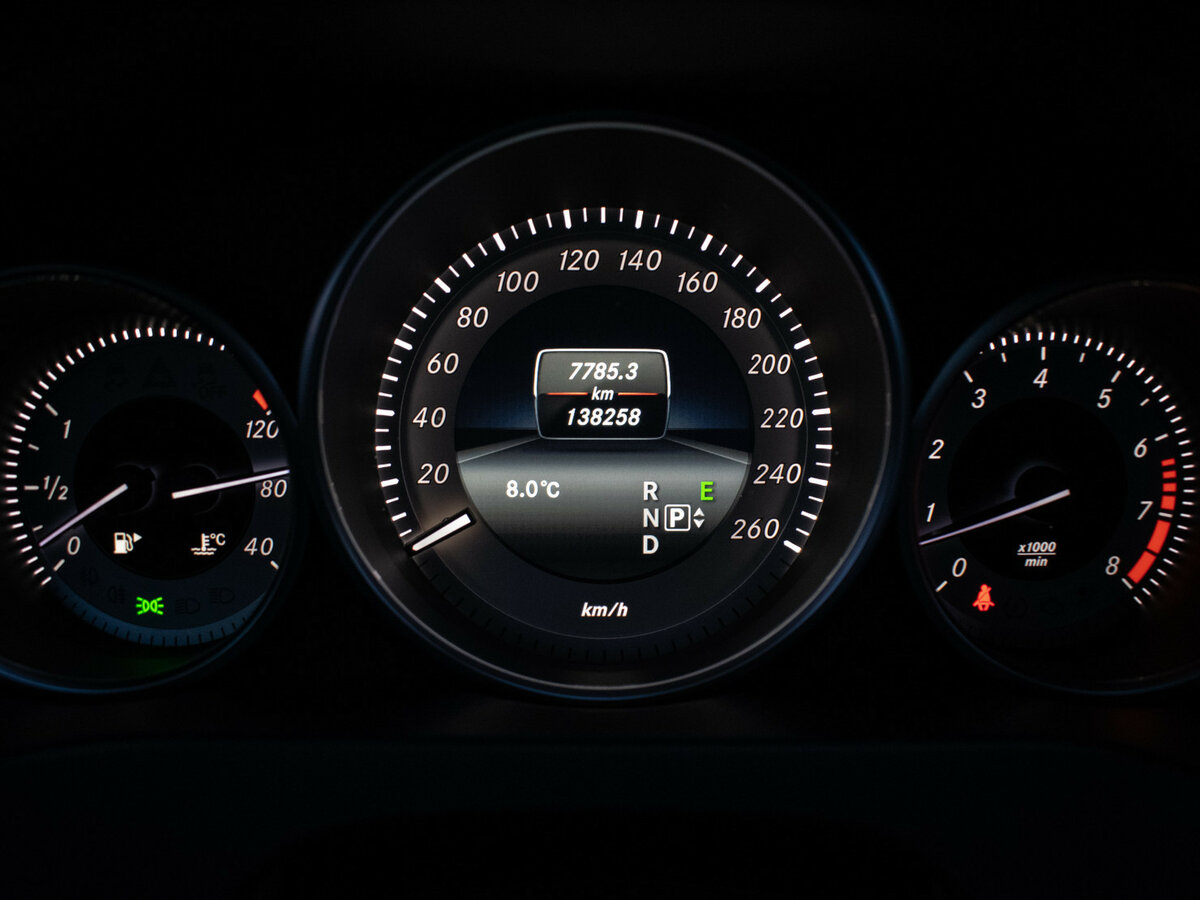 Mercedes-Benz E-Класс 2014 года с пробегом. Фото: #11