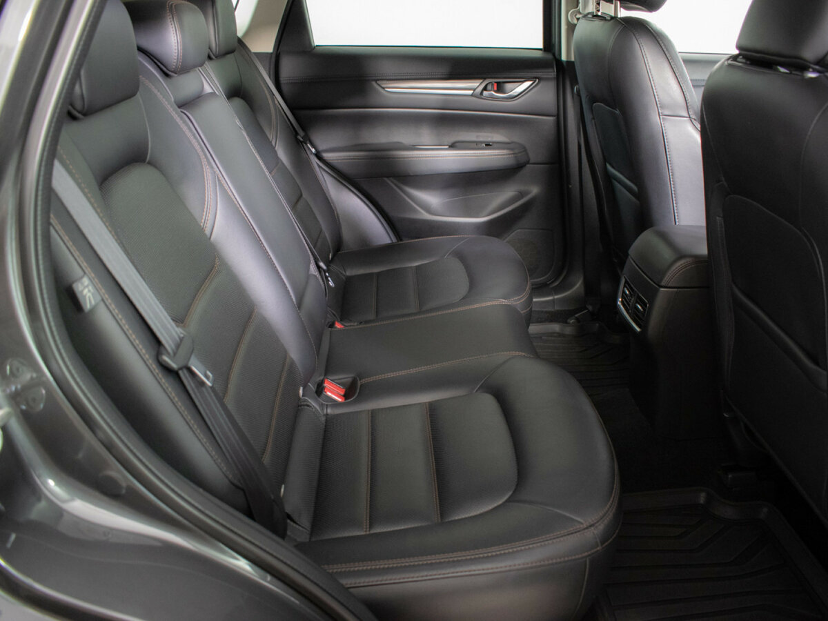 Б/У Мазда Ц-Икс-5 2018 года. Фото: #9