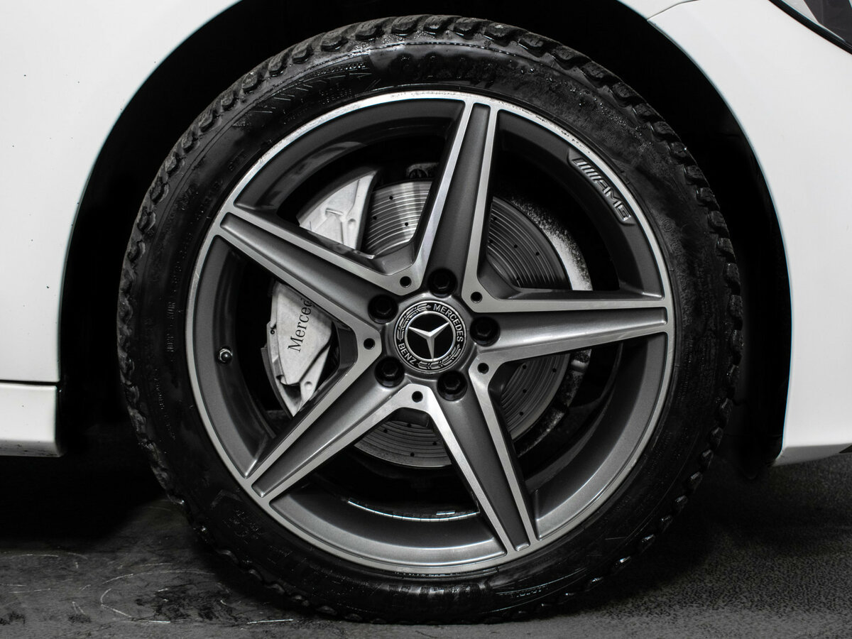 Б/У Мерседес-Бенц Ц-Класс 2017 года. Фото: #17