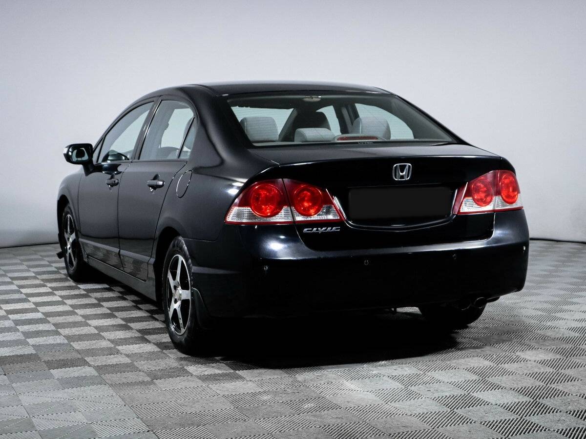 Б/У Хонда Цивик 2007 года. Фото: #6