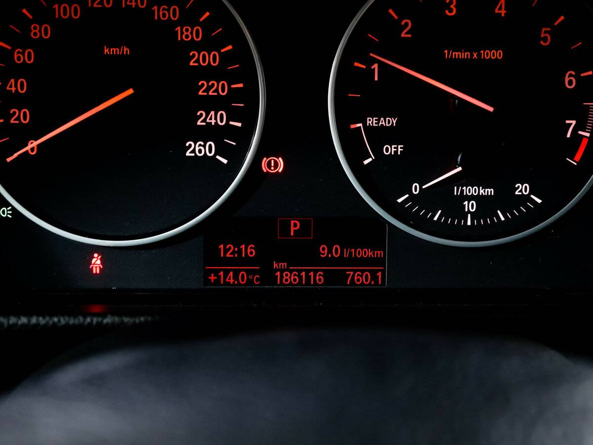 Б/У БМВ 3 серии 2018 года. Фото: #10