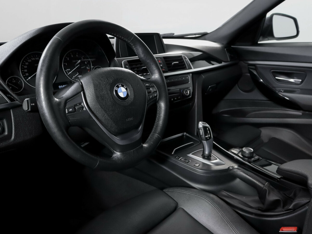 Б/У БМВ 3 серии 2018 года. Фото: #13