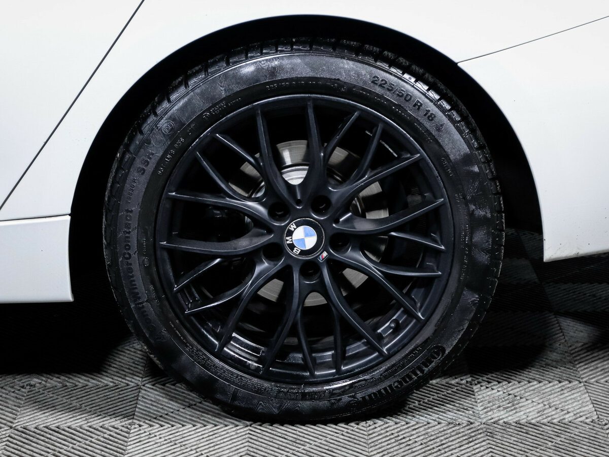 Б/У БМВ 3 серии 2018 года. Фото: #14