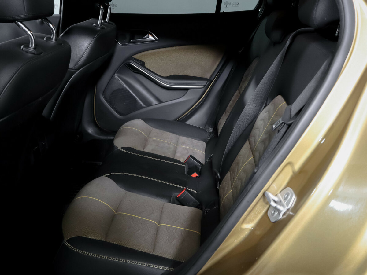 Б/У Мерседес-Бенц ГЛА 2017 года. Фото: #9