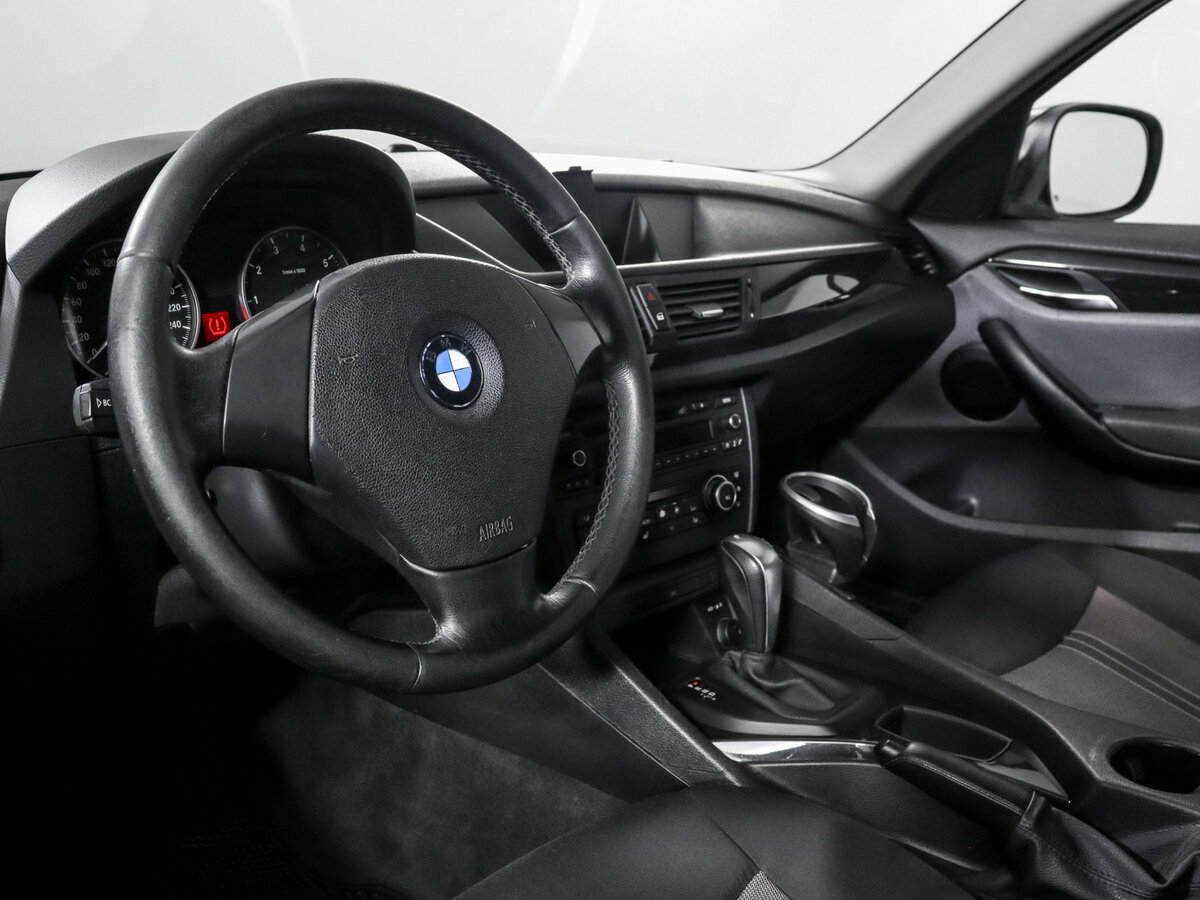 Б/У БМВ Икс1 2010 года. Фото: #13