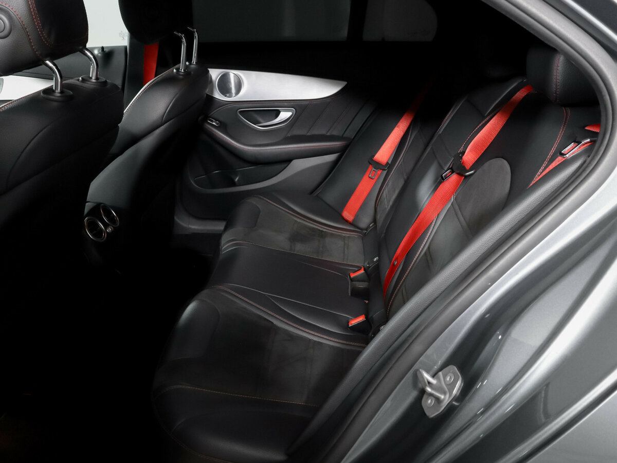 Б/У Мерседес-Бенц Ц-Класс АМГ 2019 года. Фото: #9