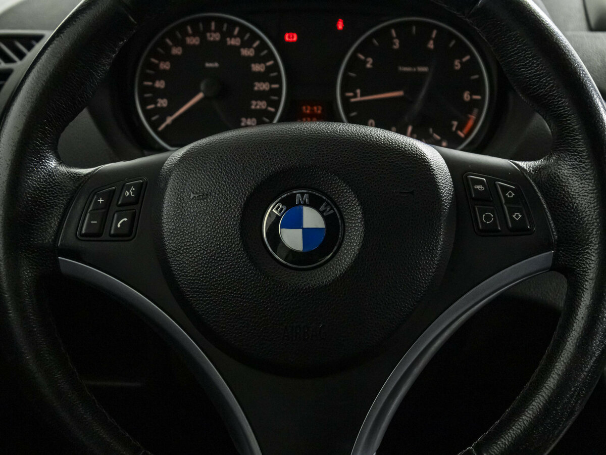 Б/У БМВ 1 серии 2008 года. Фото: #7