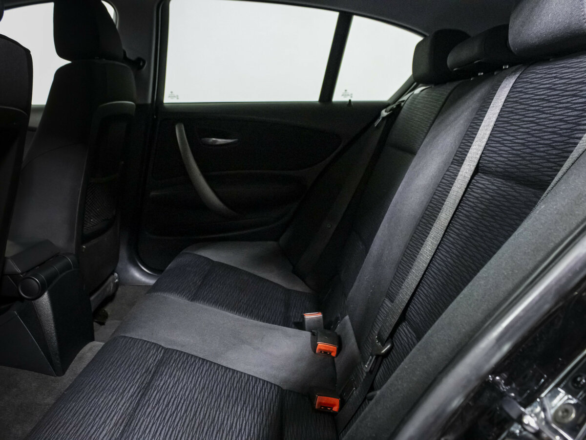 Б/У БМВ 1 серии 2008 года. Фото: #12