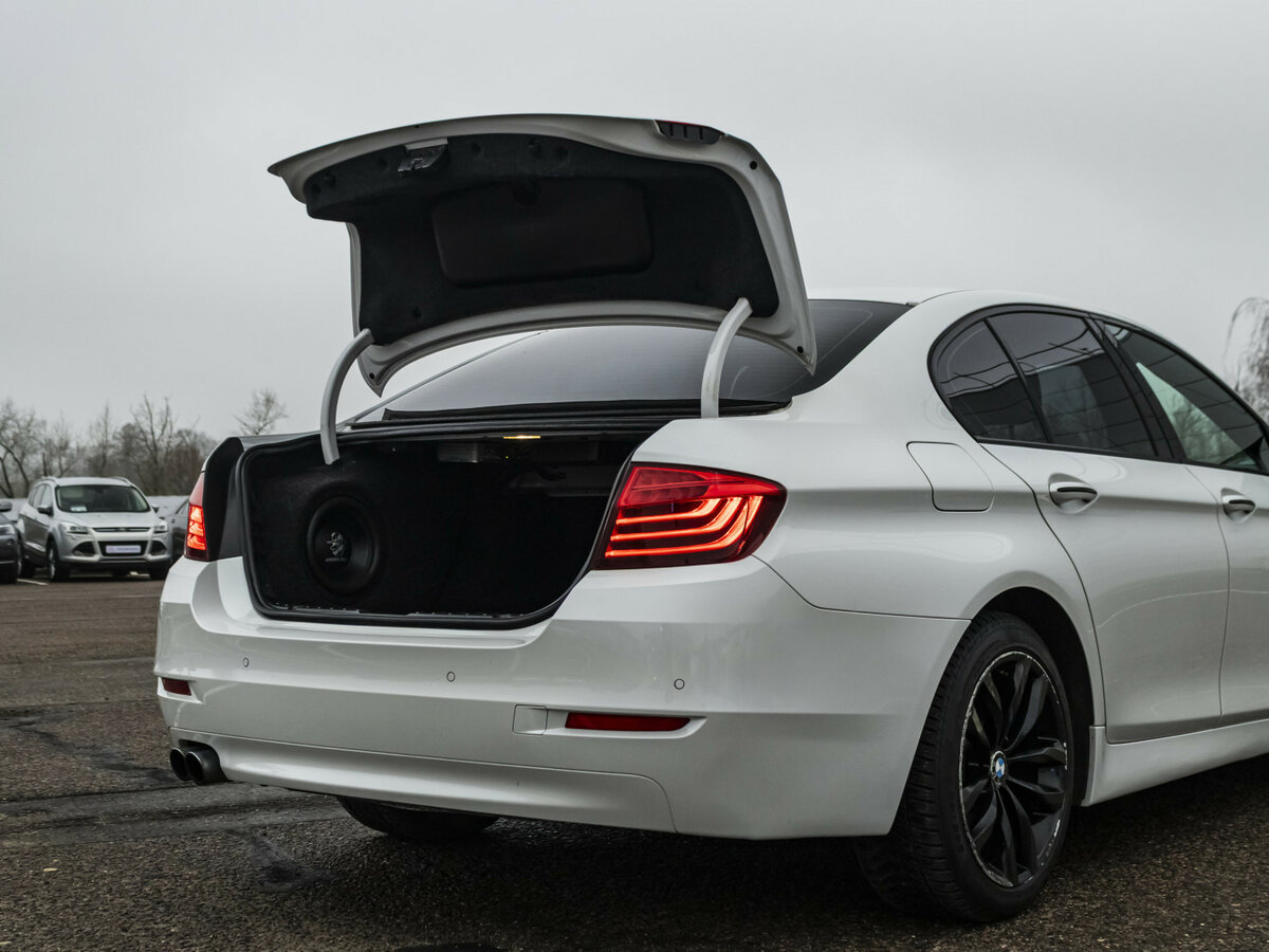 Б/У БМВ 5 серии 2015 года. Фото: #18