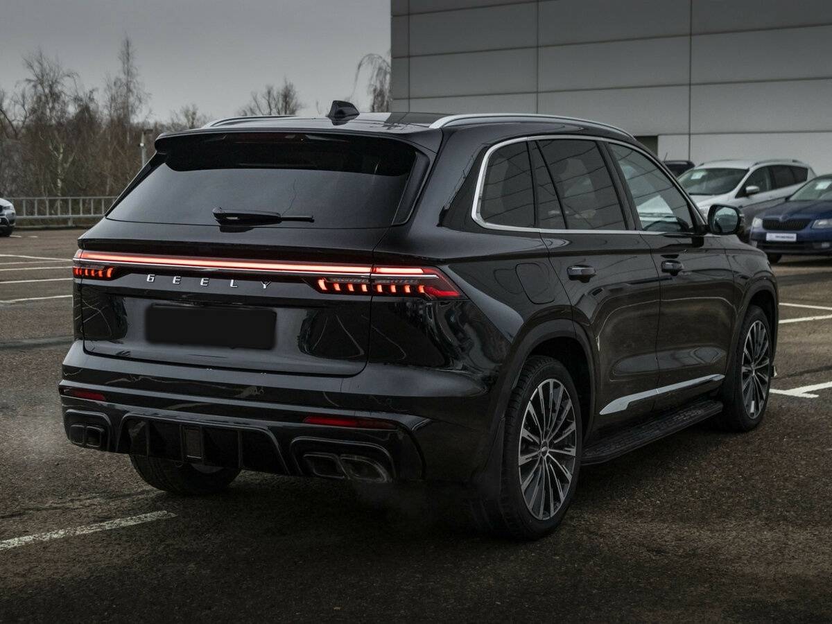 Geely Monjaro 2025 года с пробегом. Фото: #4