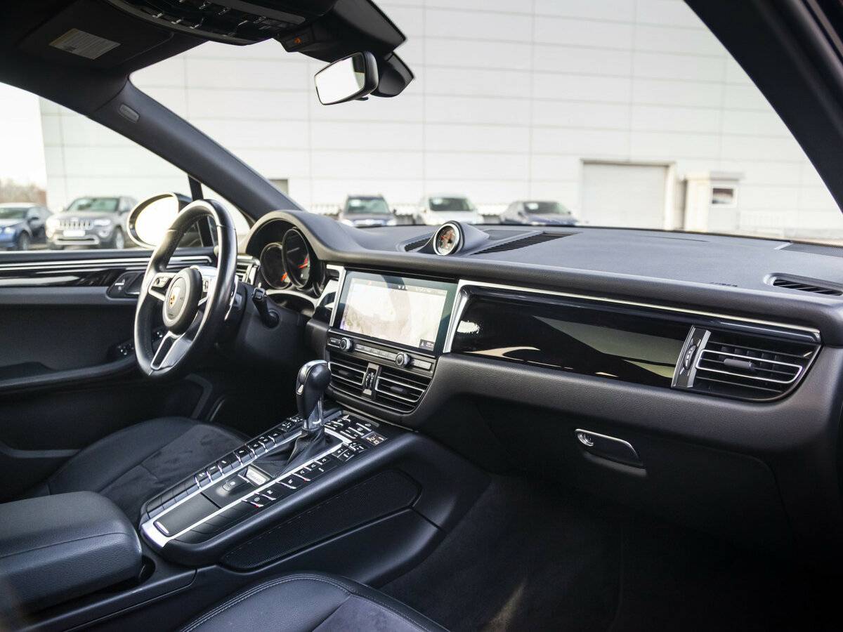 Porsche Macan 2021 года с пробегом. Фото: #8