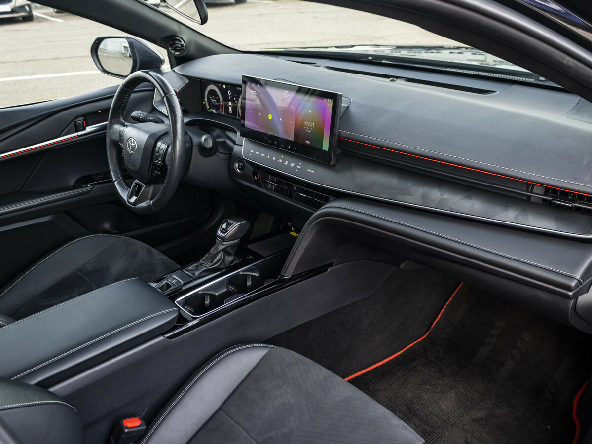 Toyota Camry 2024 года с пробегом. Фото: #8