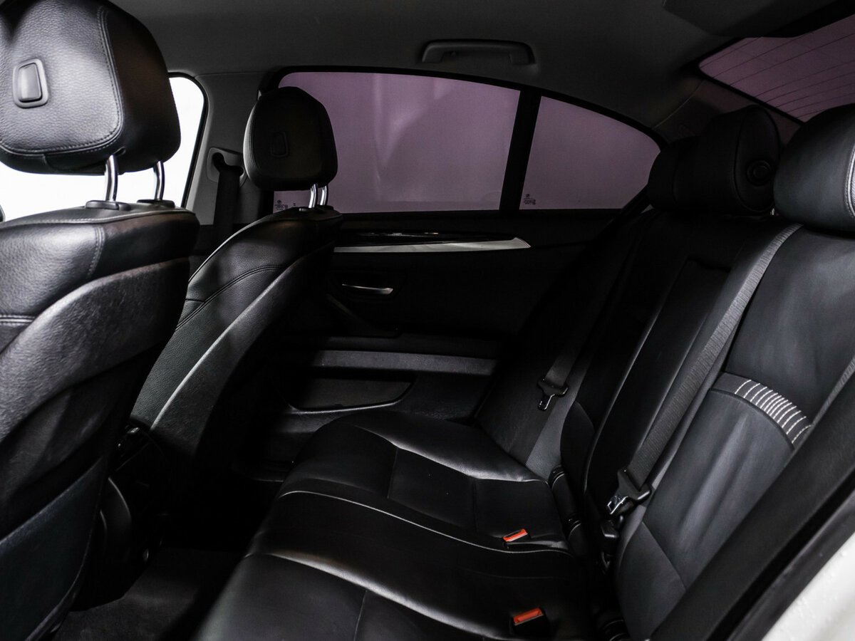 Б/У БМВ 5 серии 2015 года. Фото: #11