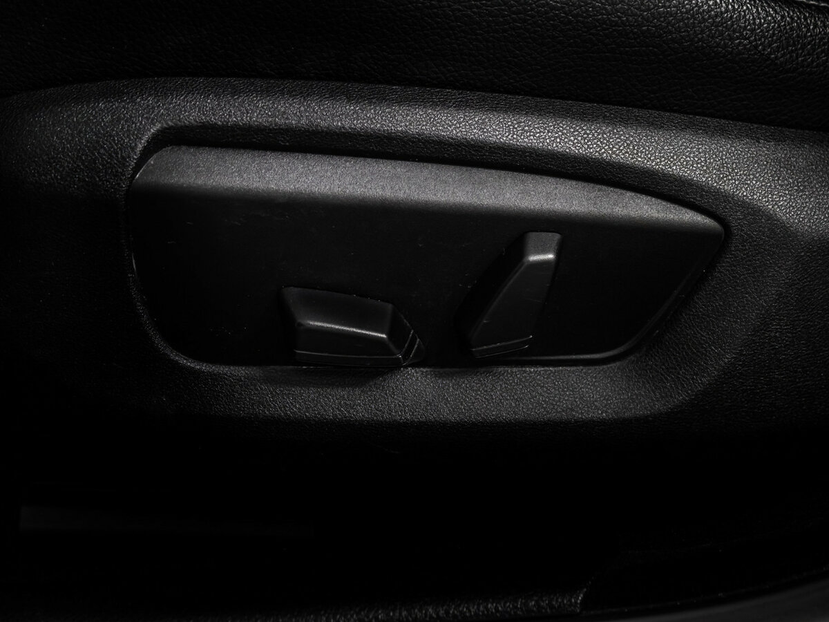 Б/У БМВ 5 серии 2015 года. Фото: #14