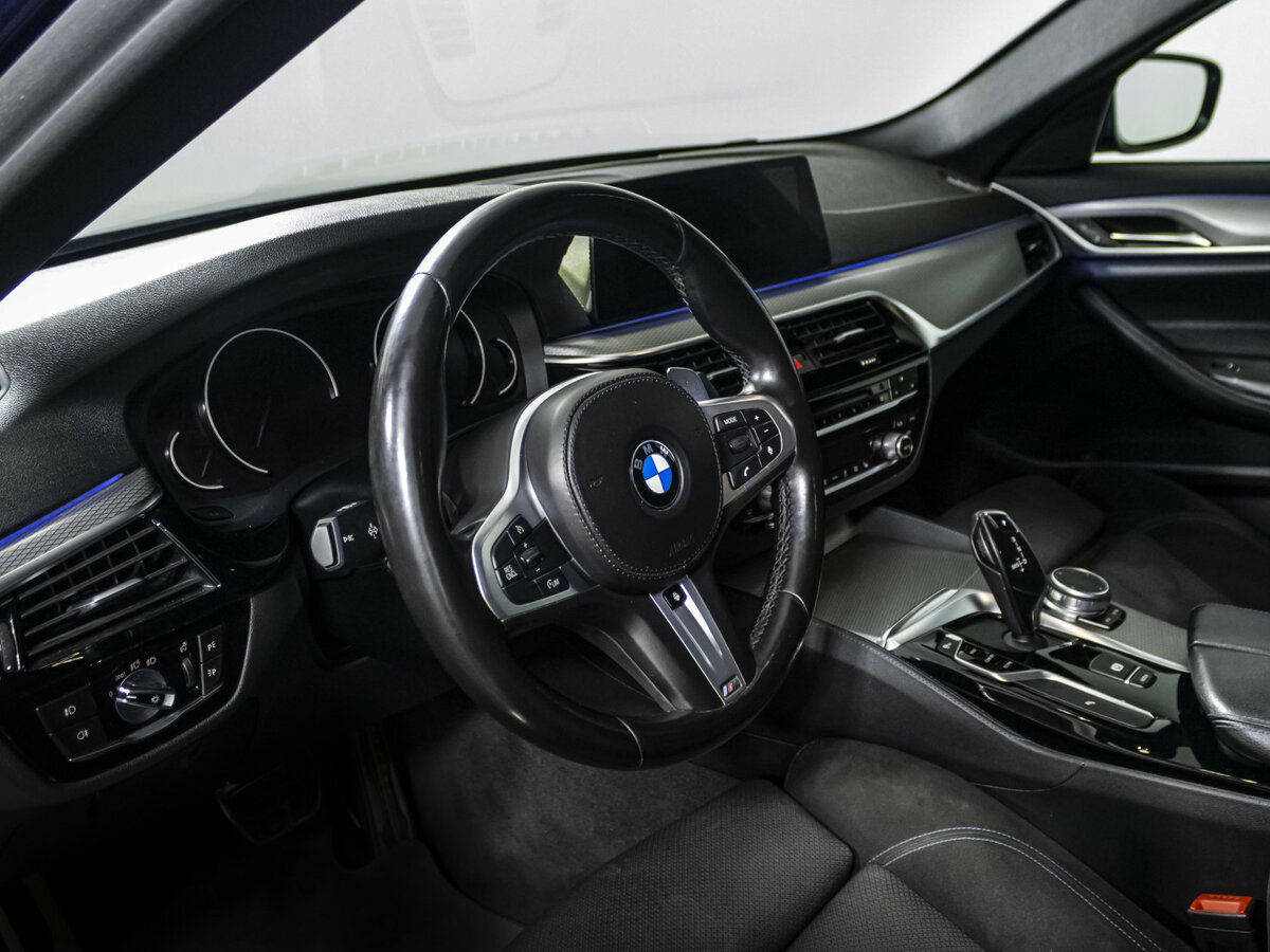 Б/У БМВ 5 серии 2018 года. Фото: #8