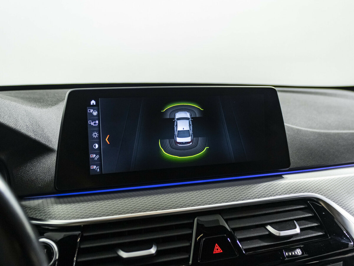 Б/У БМВ 5 серии 2018 года. Фото: #17