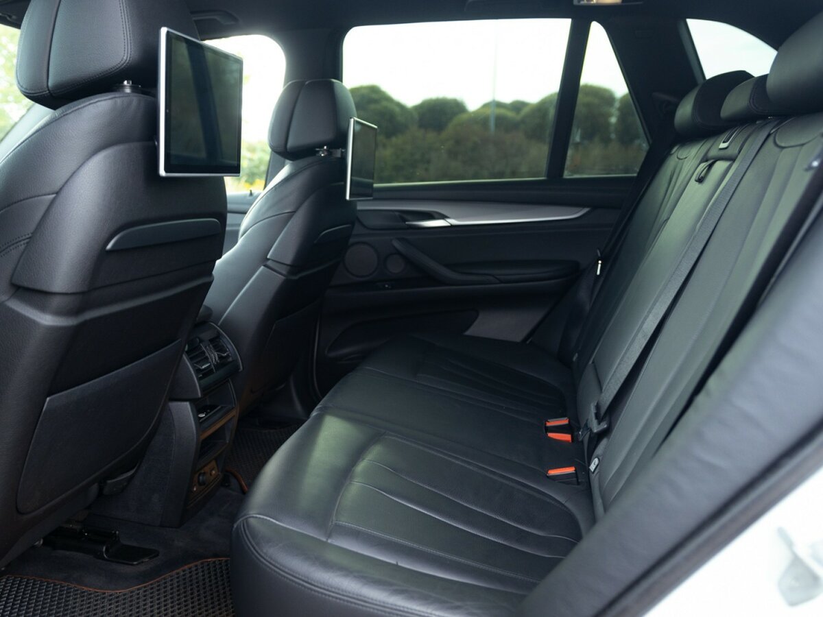 Б/У БМВ Икс5 2014 года. Фото: #13