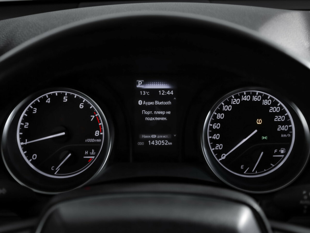 Б/У Тойота Камри 2021 года. Фото: #10