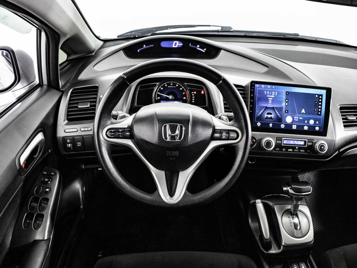 Б/У Хонда Цивик 2008 года. Фото: #8