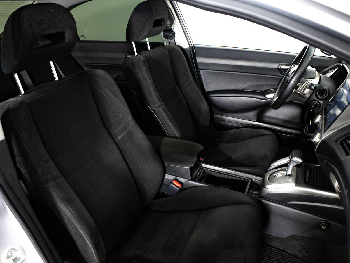 Б/У Хонда Цивик 2008 года. Фото: #9