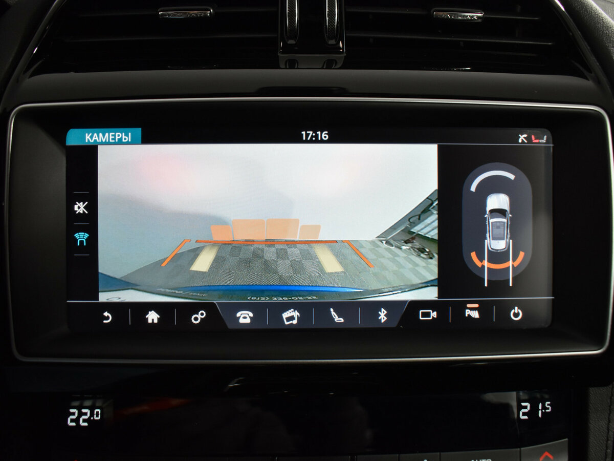 Б/У Ягуар Ф-Пэйс 2018 года. Фото: #14