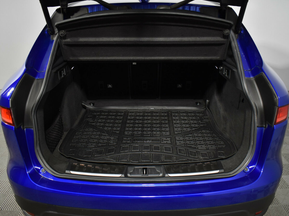 Б/У Ягуар Ф-Пэйс 2018 года. Фото: #18