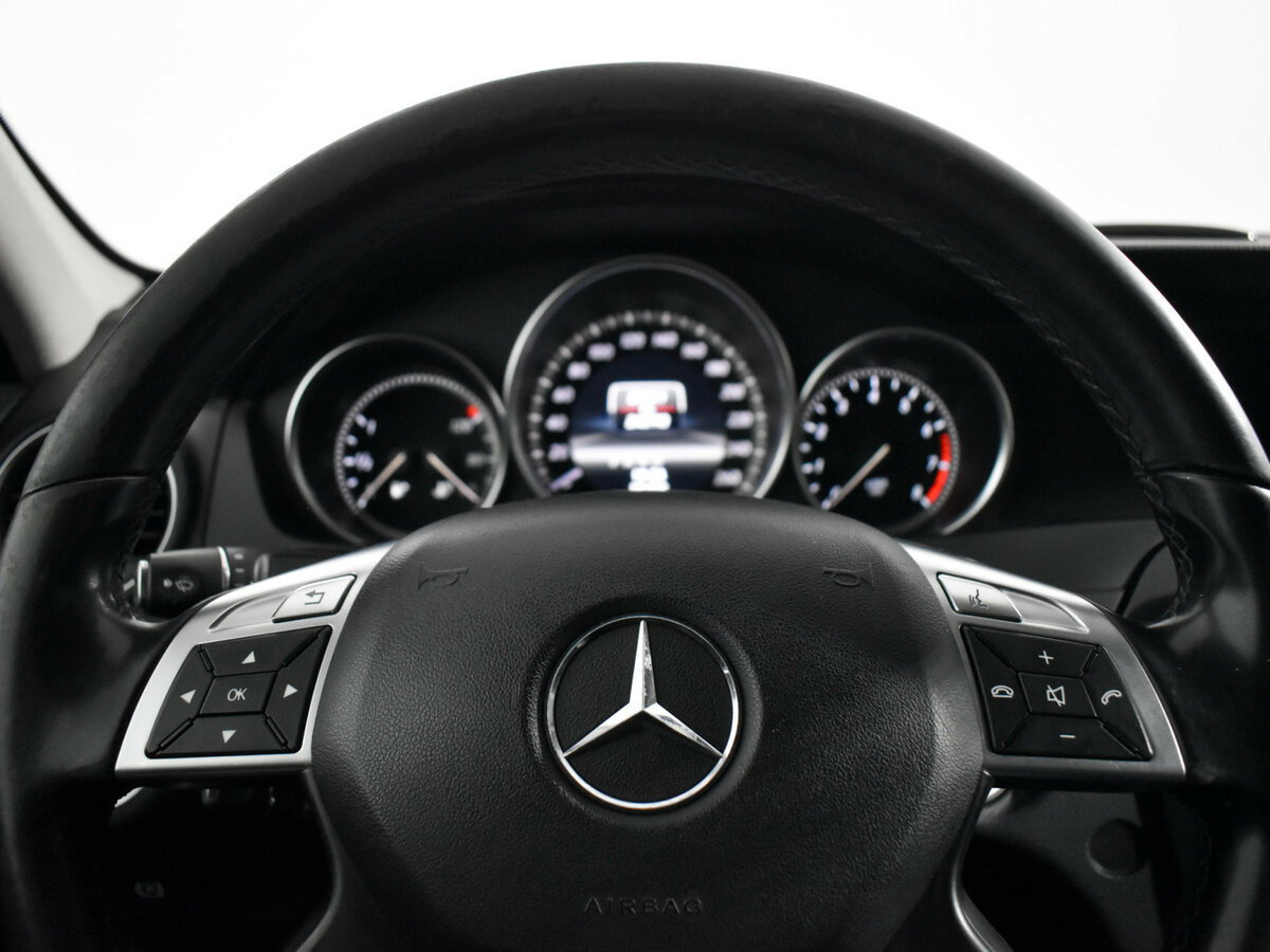 Б/У Мерседес-Бенц Ц-Класс 2012 года. Фото: #14