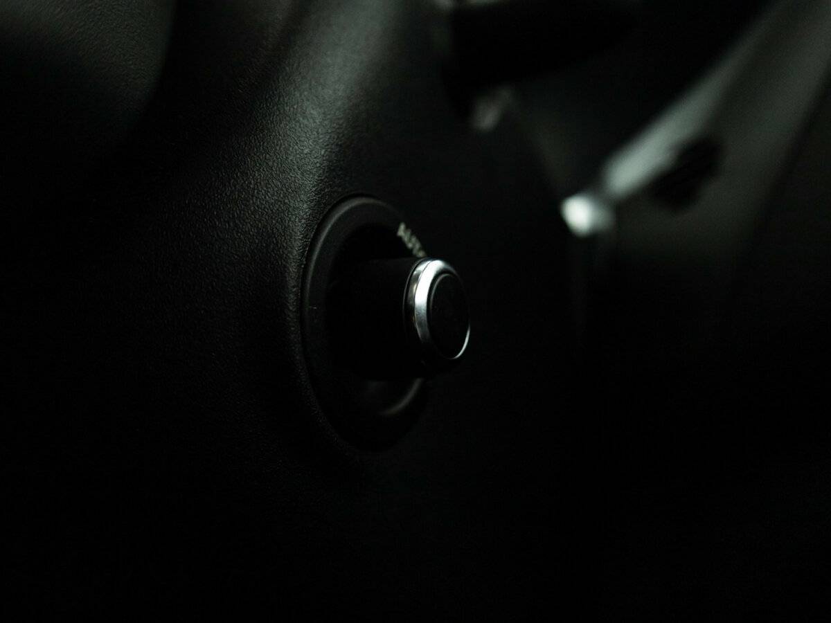 Jaguar XE 2015 года с пробегом. Фото: #20