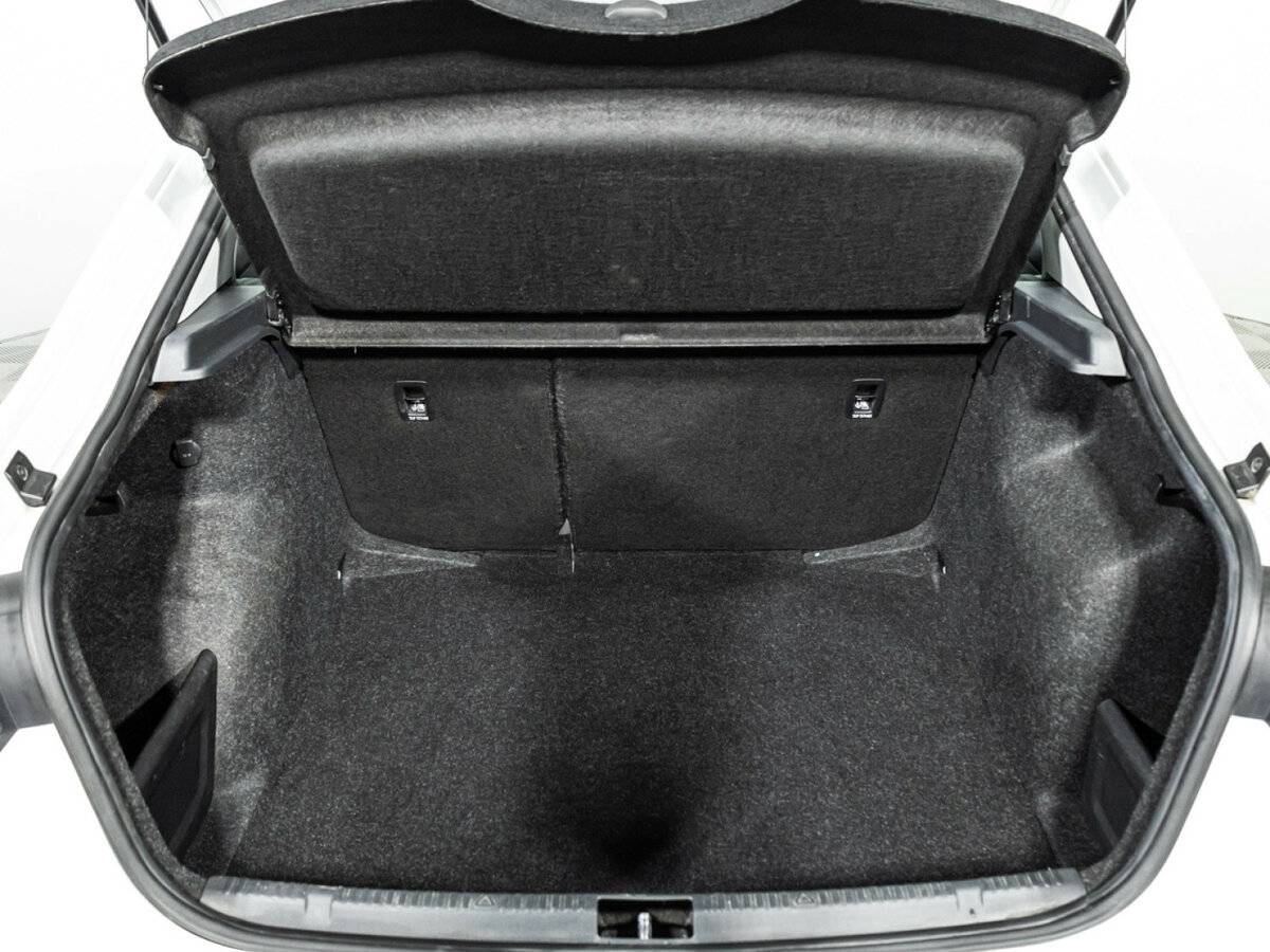 Б/У Шкода Рапид 2022 года. Фото: #18