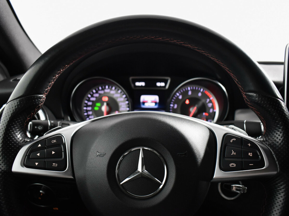 Б/У Мерседес-Бенц ГЛА 2016 года. Фото: #14