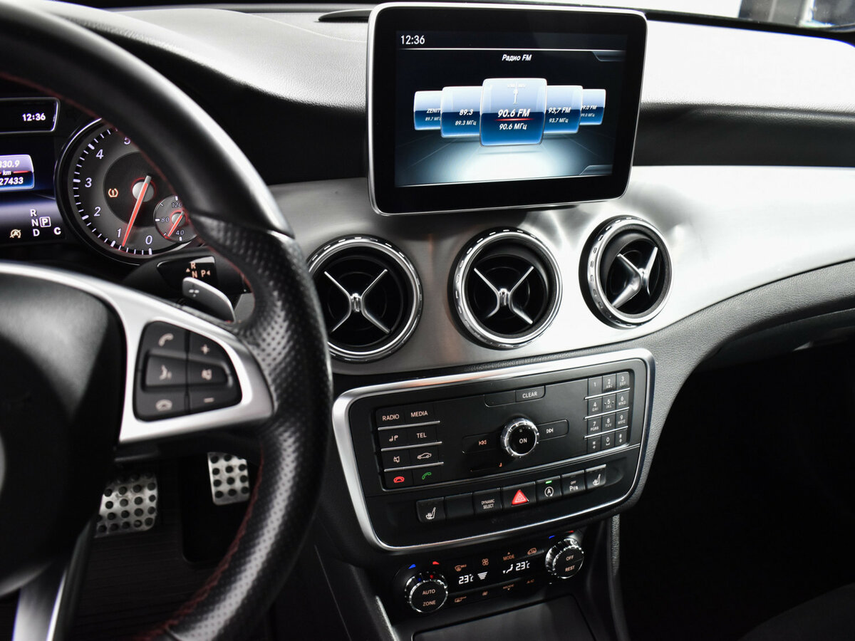 Б/У Мерседес-Бенц ГЛА 2016 года. Фото: #17