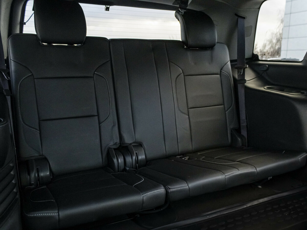 Chevrolet Tahoe 2016 года с пробегом. Фото: #16