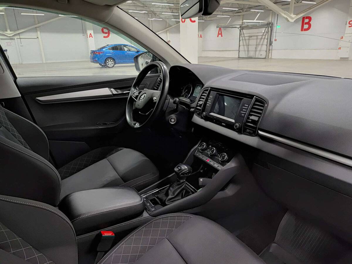 Б/У Шкода Карок 2021 года. Фото: #10