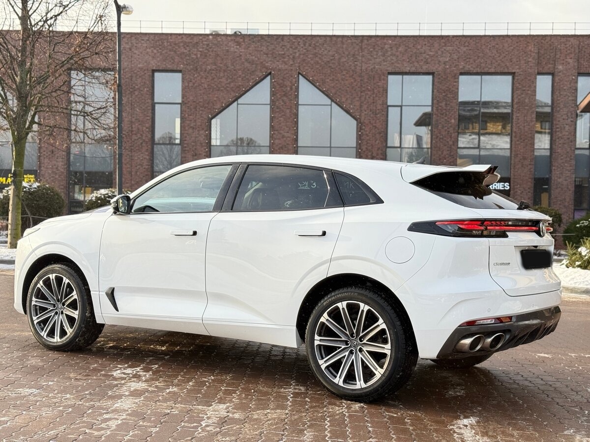 Б/У Чанган УНИ-К 2023 года. Фото: #5