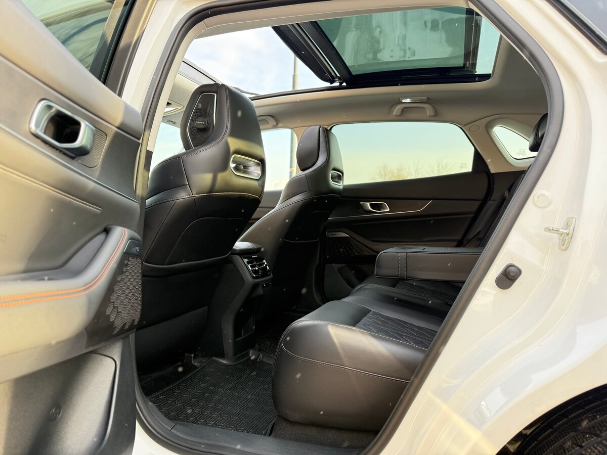 Б/У Чанган УНИ-К 2023 года. Фото: #18