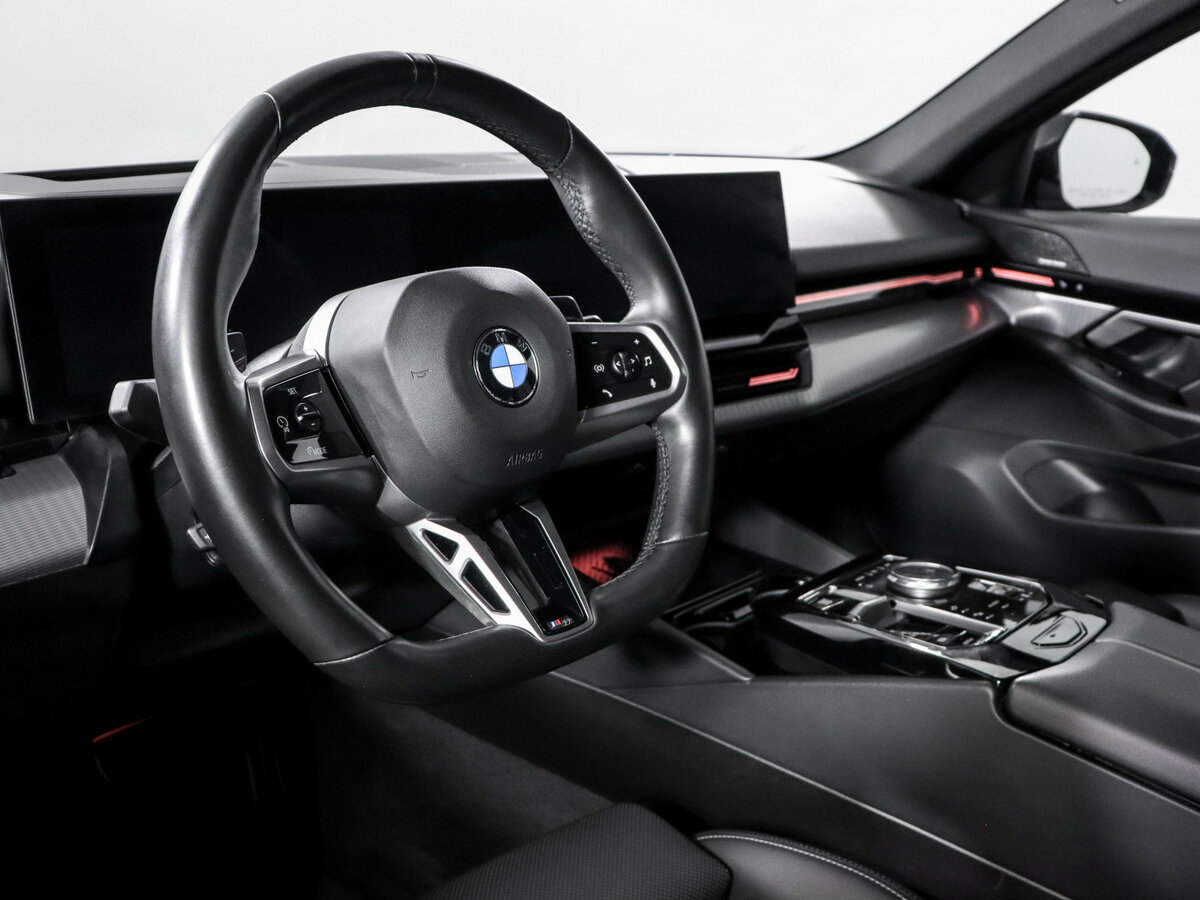 Б/У БМВ 5 серии 2024 года. Фото: #13