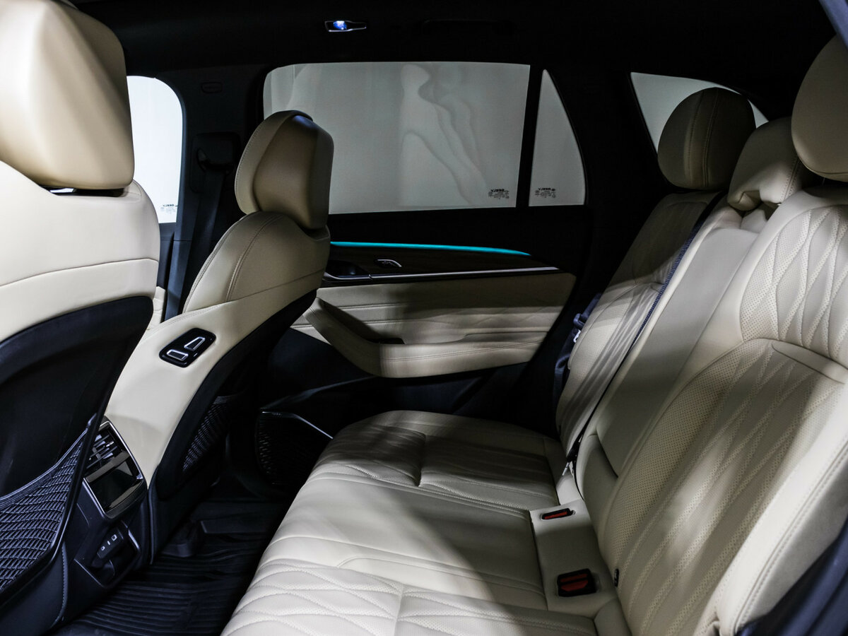 Geely Monjaro 2024 года с пробегом. Фото: #11