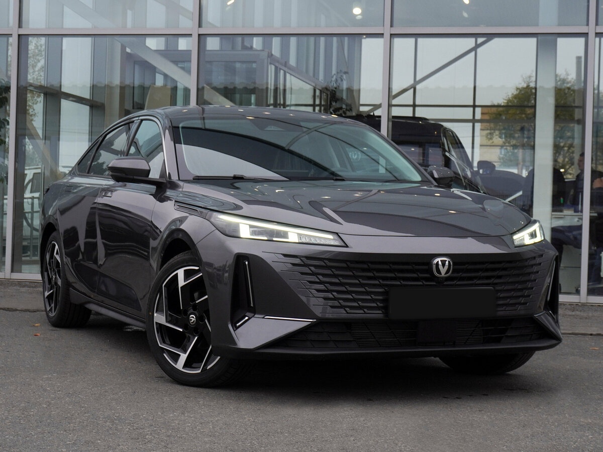 Б/У Чанган Ламур 2024 года. Фото: #2