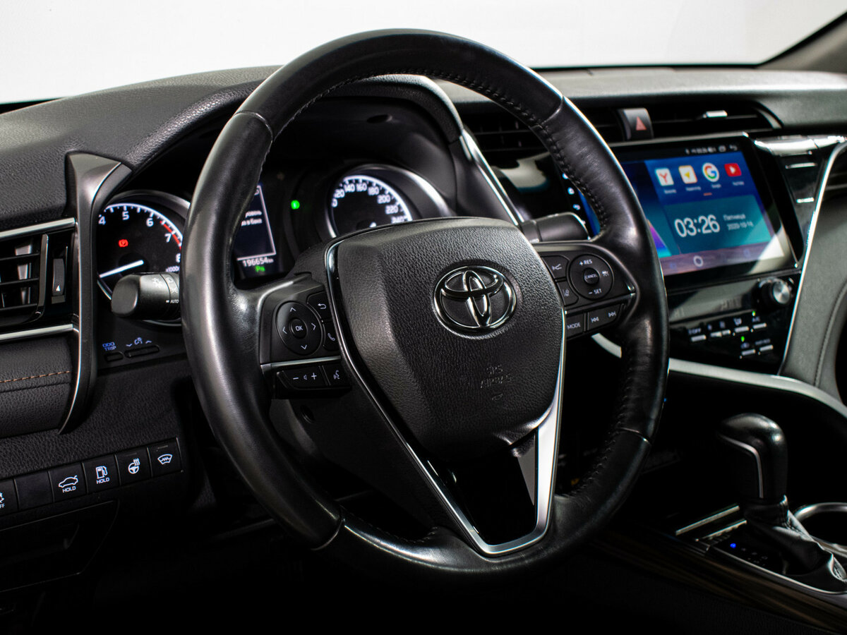 Б/У Тойота Камри 2020 года. Фото: #10