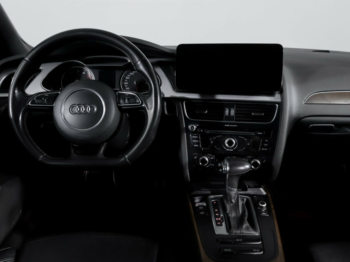 Б/У Ауди А4 Аллроад 2015 года. Фото: #11